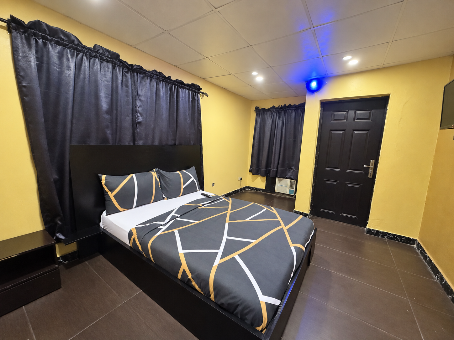 Classic Deluxe Room at Ikeja Central Hotel
